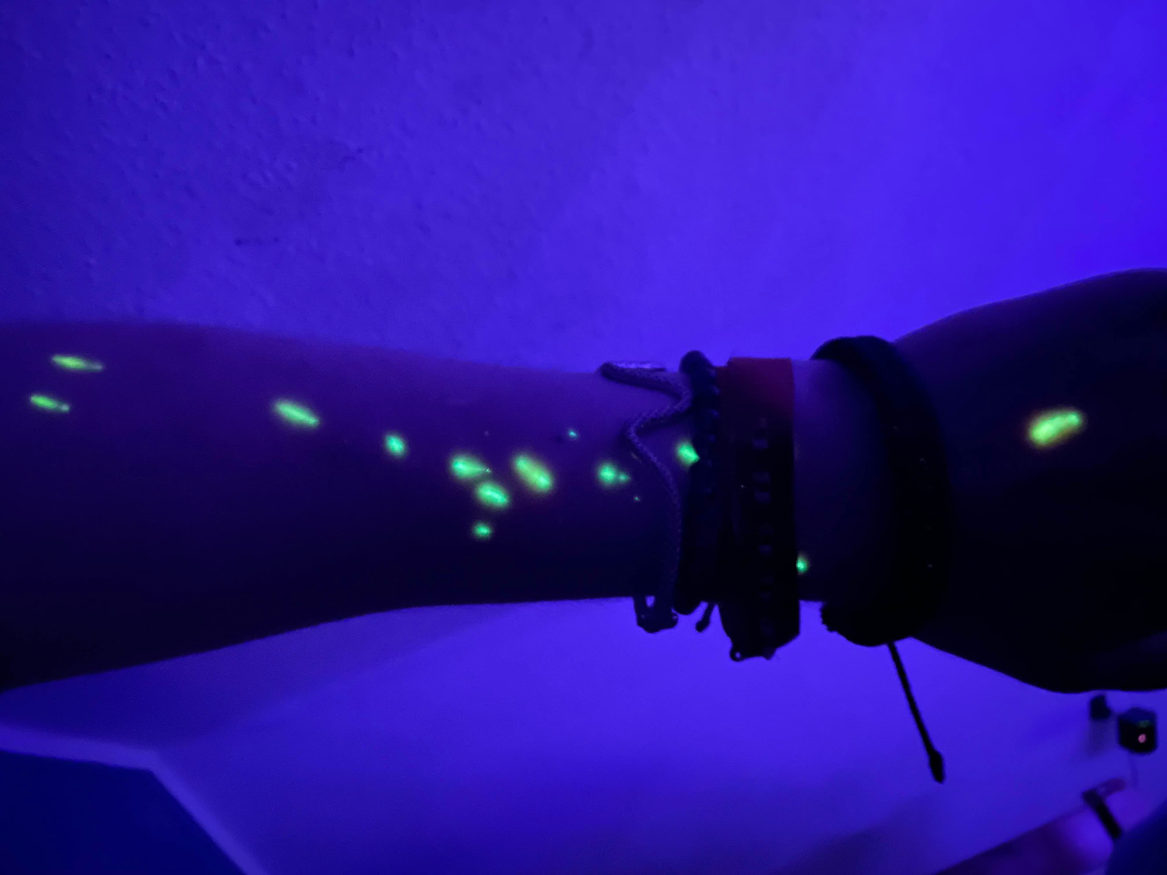 Glow 4